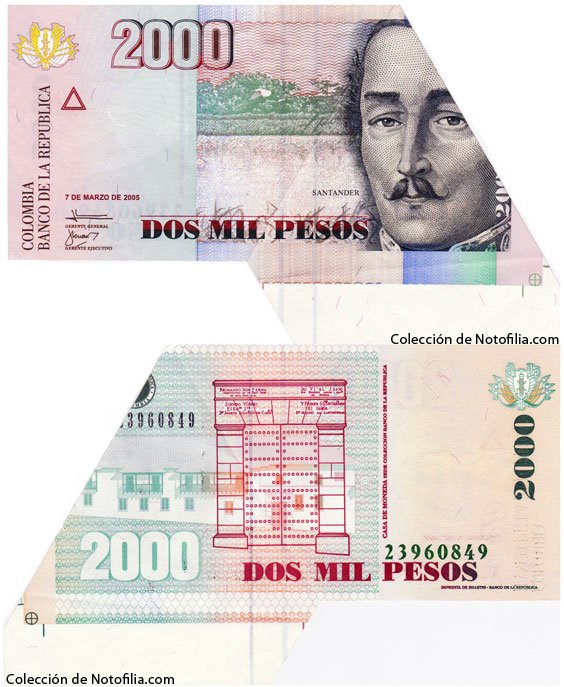 Billete de Dos Mil Pesos de El Banco de la República, Colombia, fechado 7 de marzo de 2005, anverso arriba con el retrato de Santander y reverso abajo, mostrando un corte diagonal descentrado que recorta las esquinas de forma asimétrica
